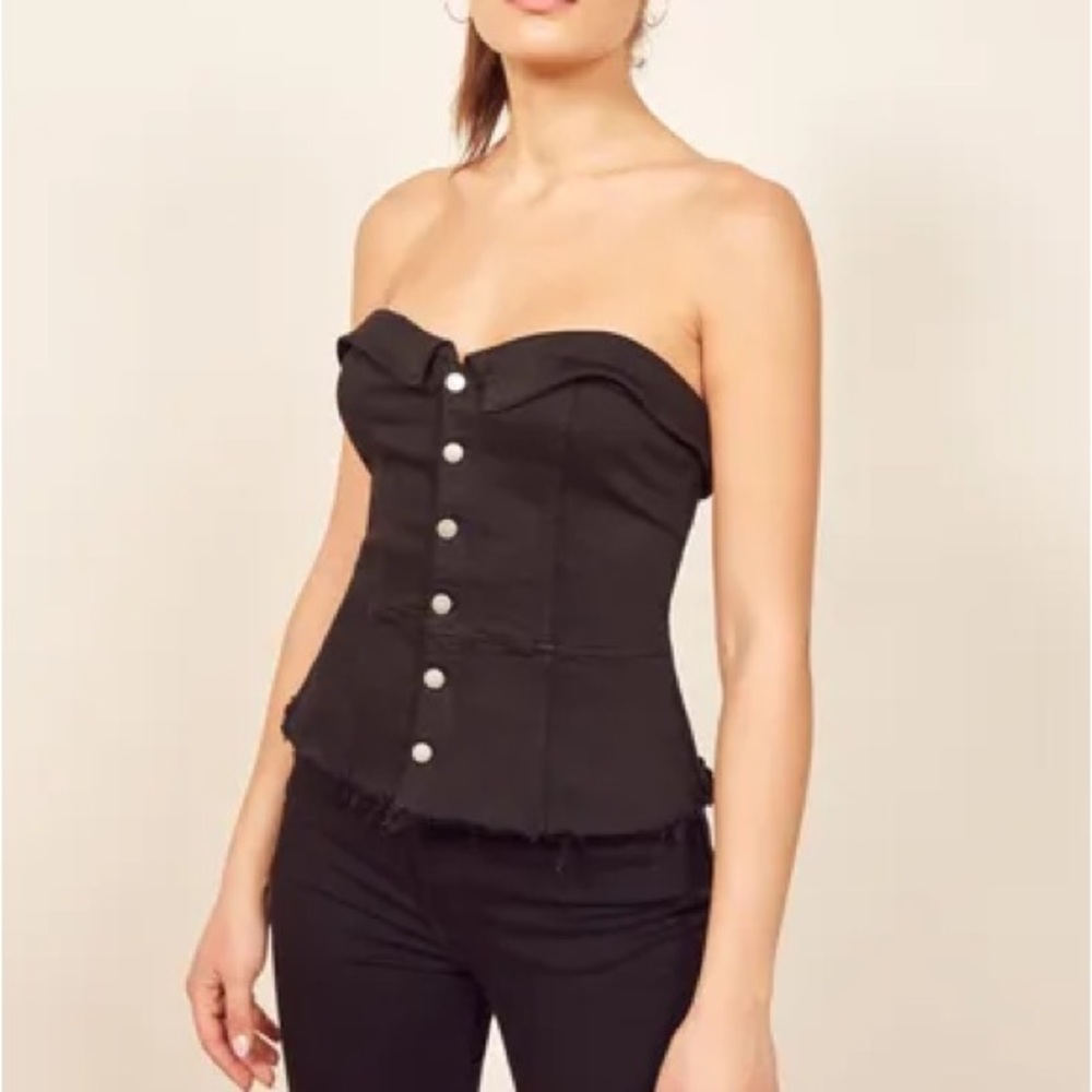 Reformation Amari top in black